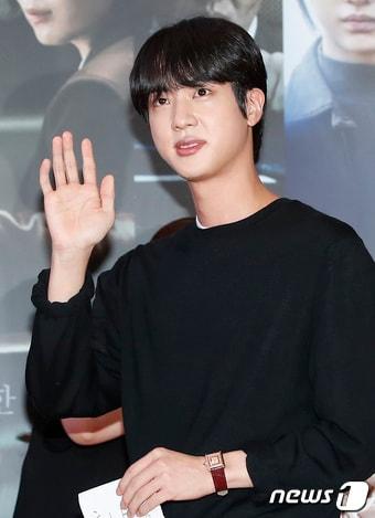 본문 이미지 - 방탄소년단(BTS) 진. 2022.8.2/뉴스1 ⓒ News1 권현진 기자