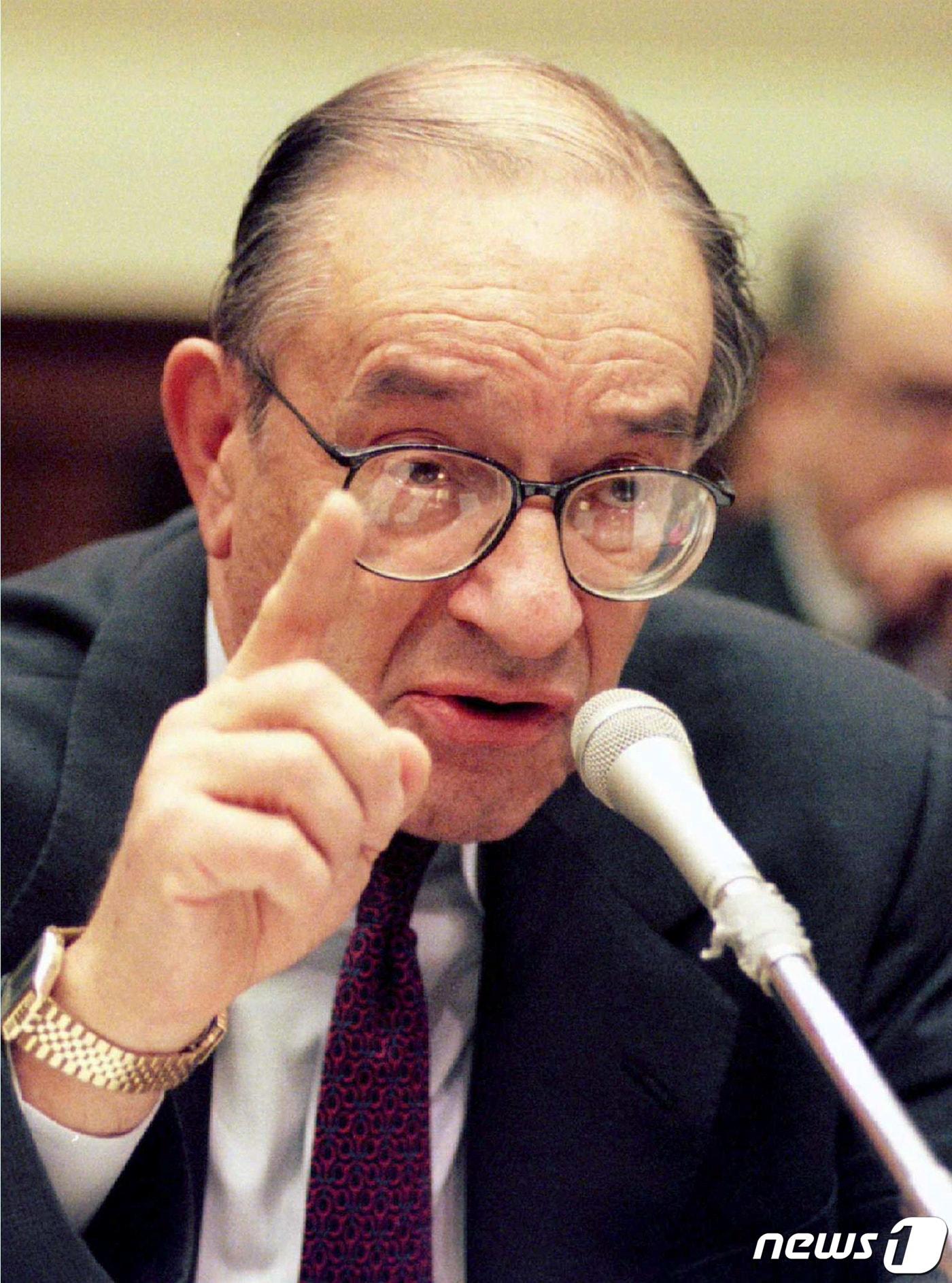 본문 이미지 - 앨런 그린스펀 전 연준 의장 ⓒ 로이터=뉴스1 