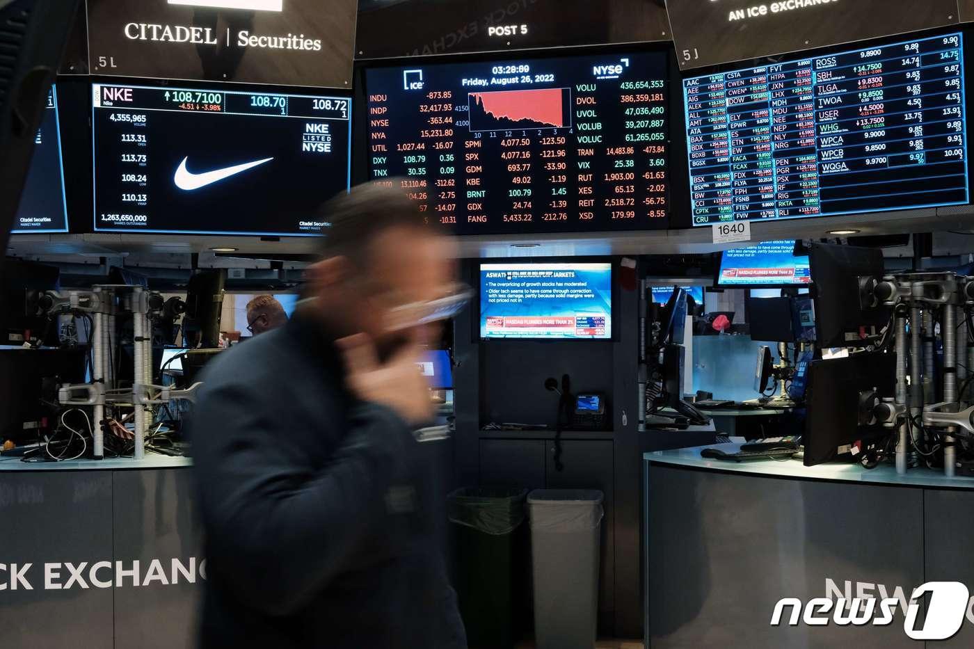 본문 이미지 - 뉴욕증권거래소 내부 객장 ⓒ AFP=뉴스1