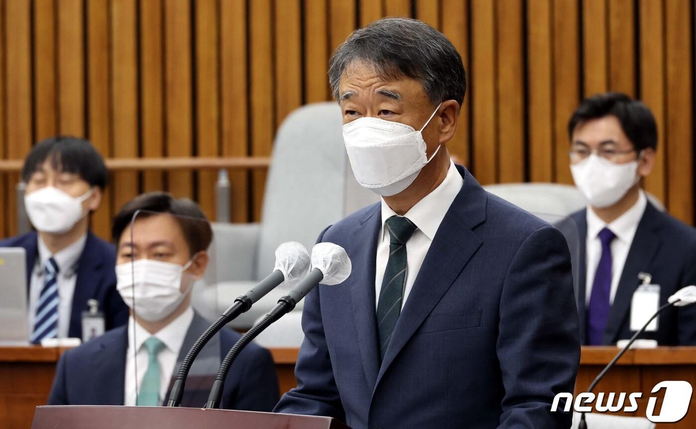 본문 이미지 - 오석준 대법관 후보자가 29일 오전 서울 여의도 국회에서 열린 인사청문회에서 인사말을 하고 있다. (공동취재) 2022.8.29/뉴스1 ⓒ News1 이재명 기자