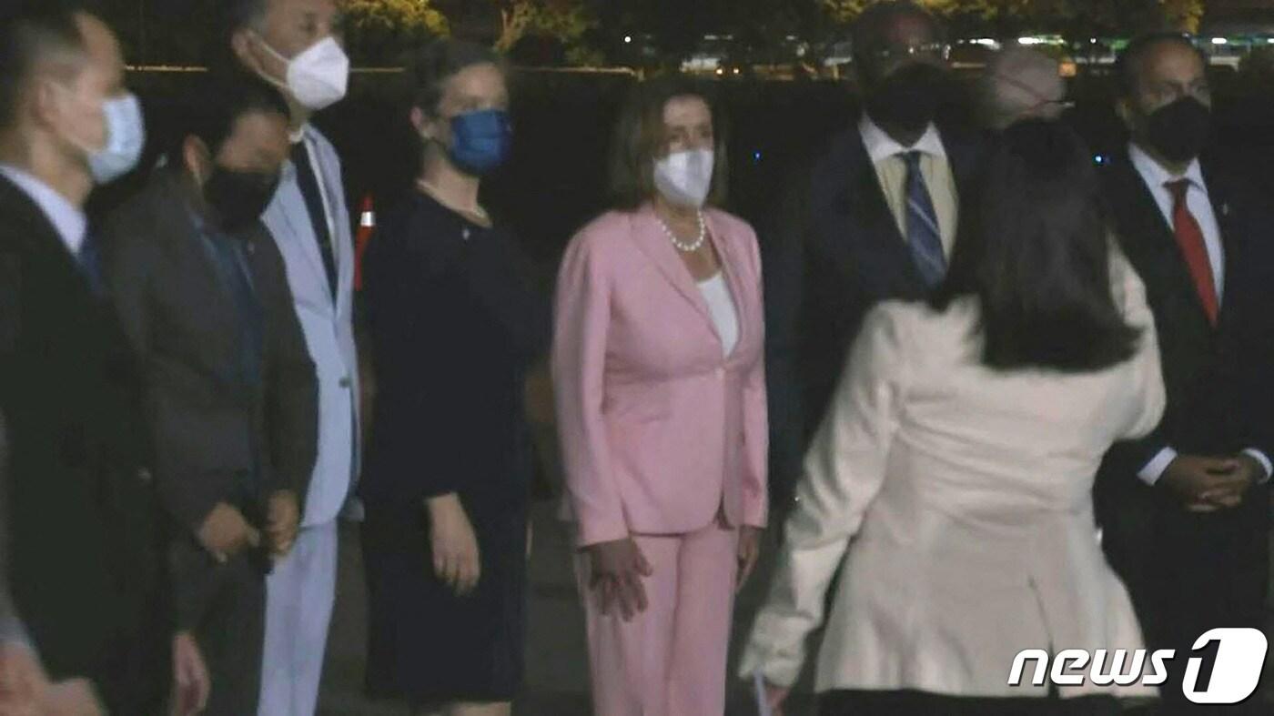 펠로시 대만 방문, 세계증시 일제 하락…다우 1.23%-항셍 2.36%↓ - 뉴스1