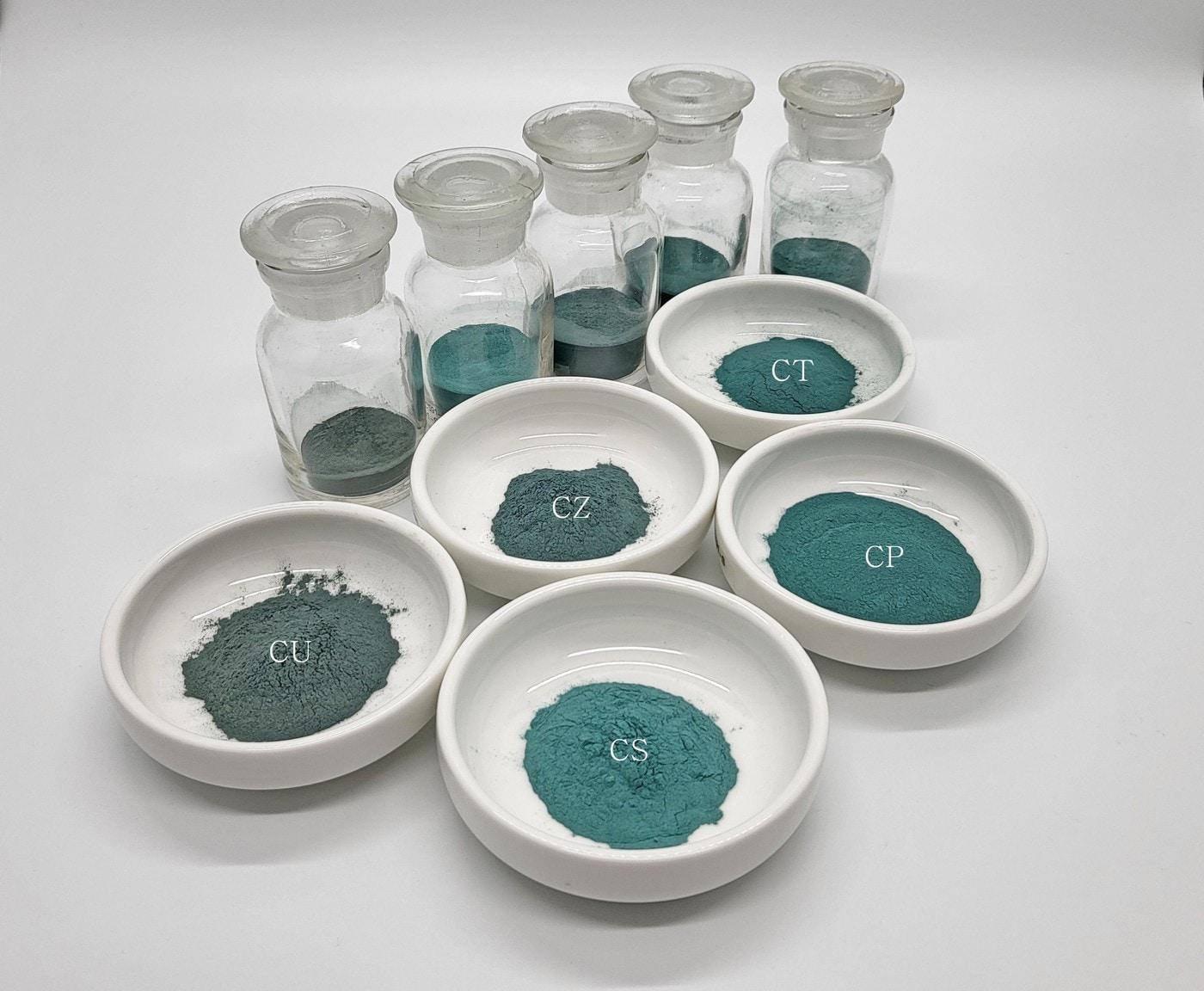 본문 이미지 - 전통 인공 무기안료 동록의 재현 안료. (국립문화재연구원 제공)