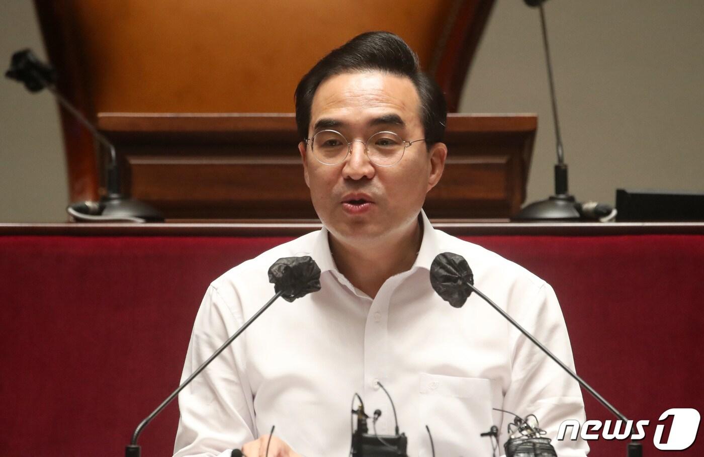 본문 이미지 - 박홍근 더불어민주당 원내대표가 31일 오후 서울 여의도 국회에서 열린 더불어민주당 2022년 정기 국회 대비 국회의원 워크숍에서 인사말을 하고 있다. (공동취재) 2022.8.31/뉴스1 ⓒ News1 이재명 기자