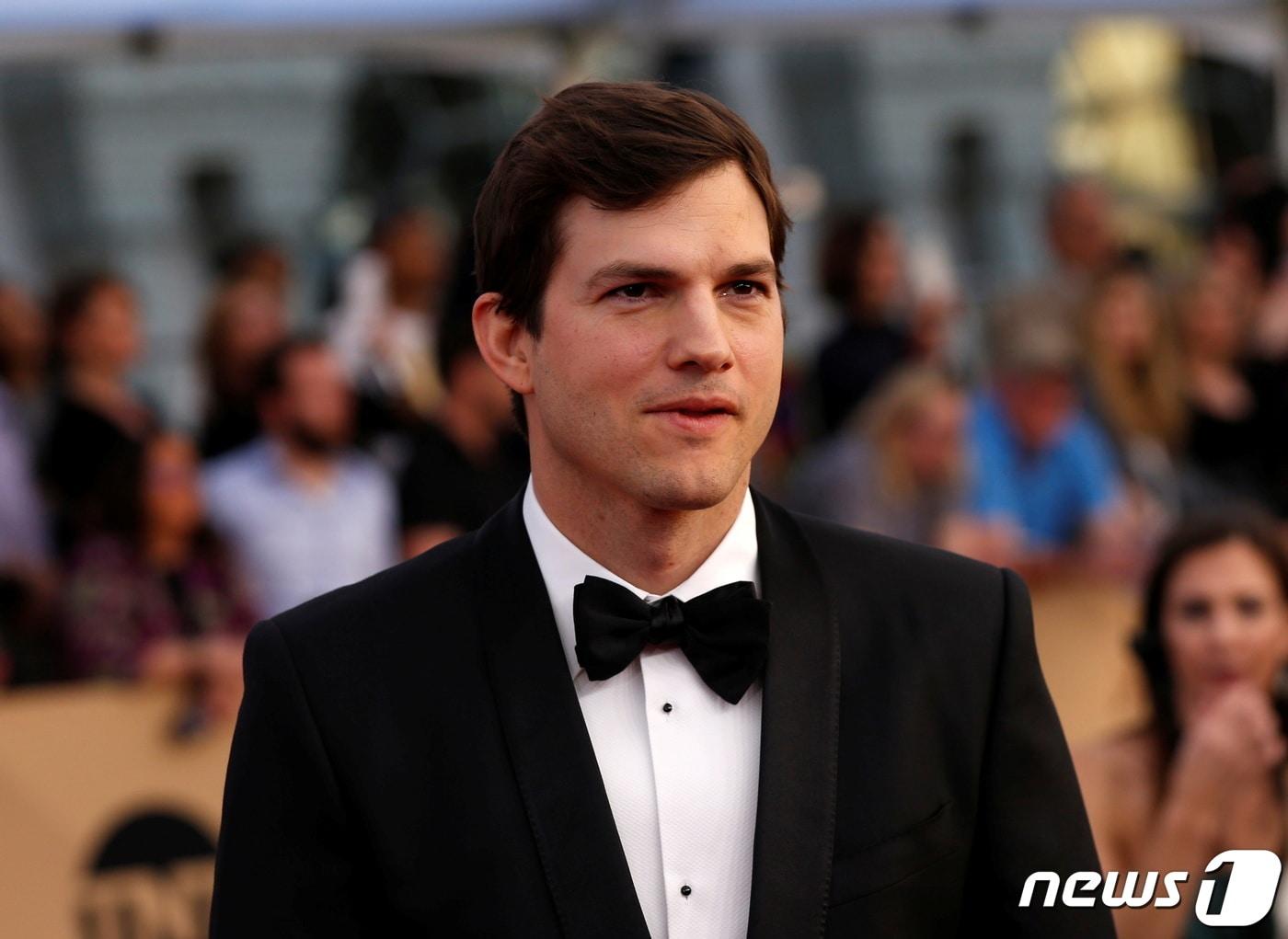 본문 이미지 - 애쉬튼 커쳐 ⓒ 로이터=뉴스1