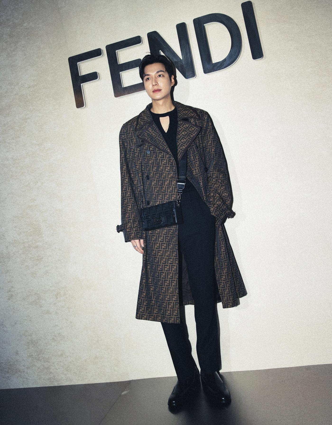 본문 이미지 - 배우 송혜교 이민호 / 펜디(엠퍼블릭) 제공