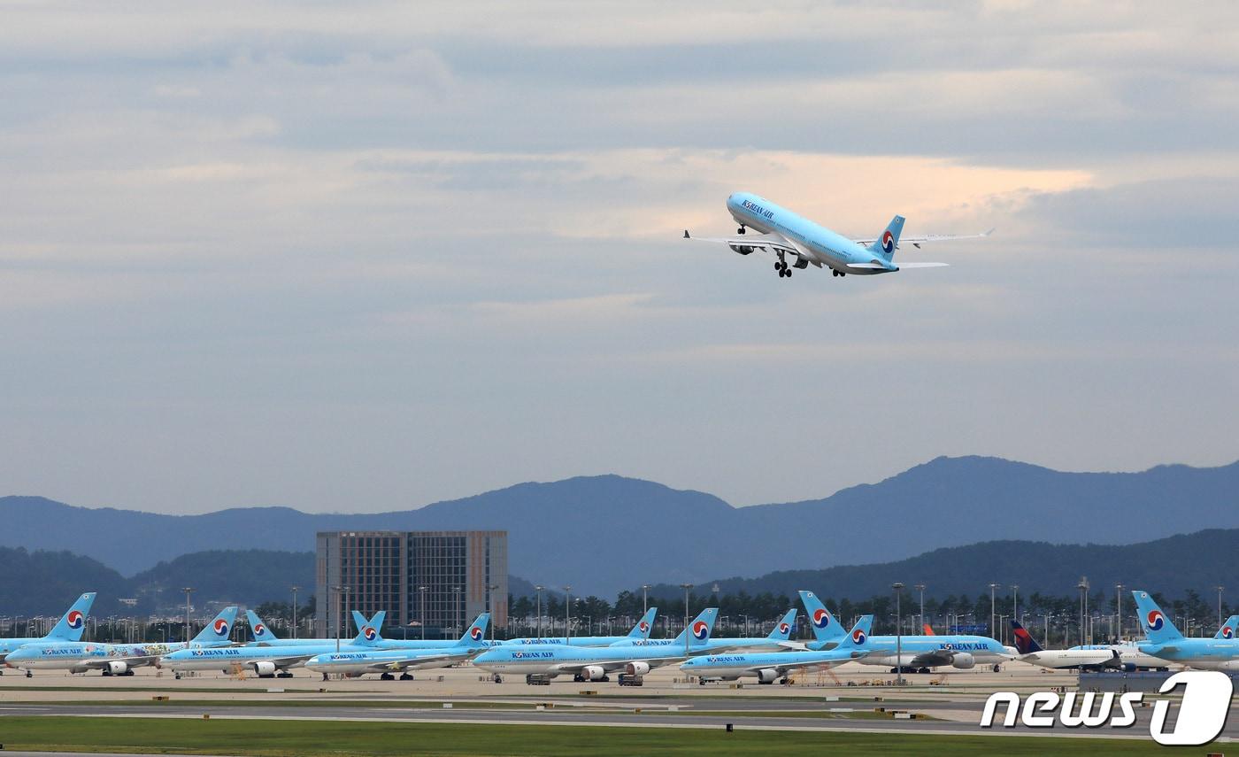 인천공항의 대한항공 여객기. 2022.9.14/뉴스1 ⓒ News1 구윤성 기자