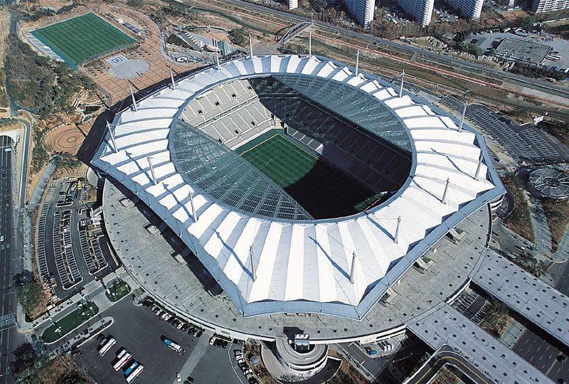 본문 이미지 - 하늘에서 본 서울월드컵경기장. / 사진출처=이공건축 