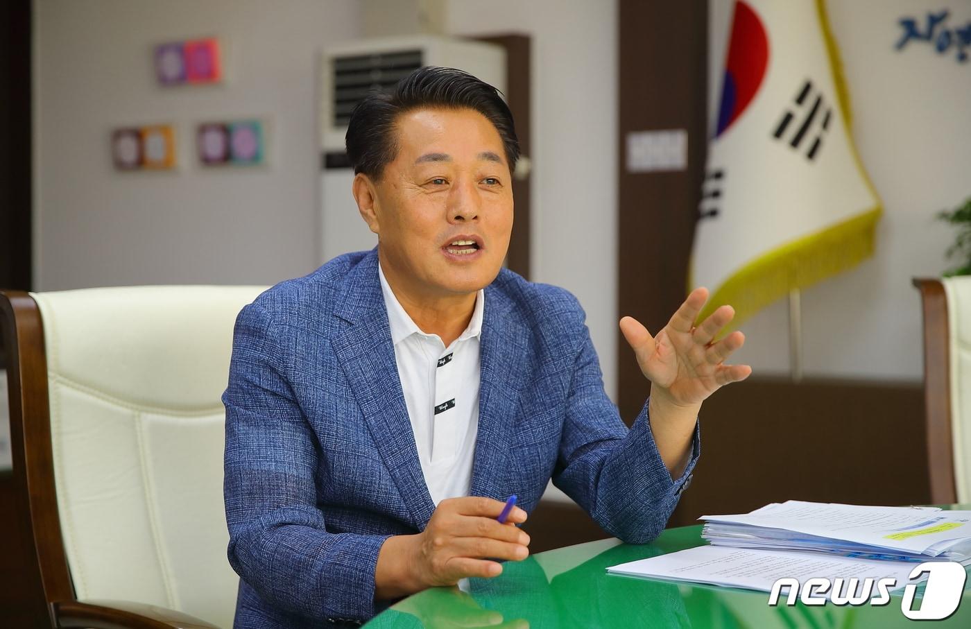 본문 이미지 - 이상철 전남 곡성군수가  뉴스1과 인터뷰를 하고있다.2022.9.17/