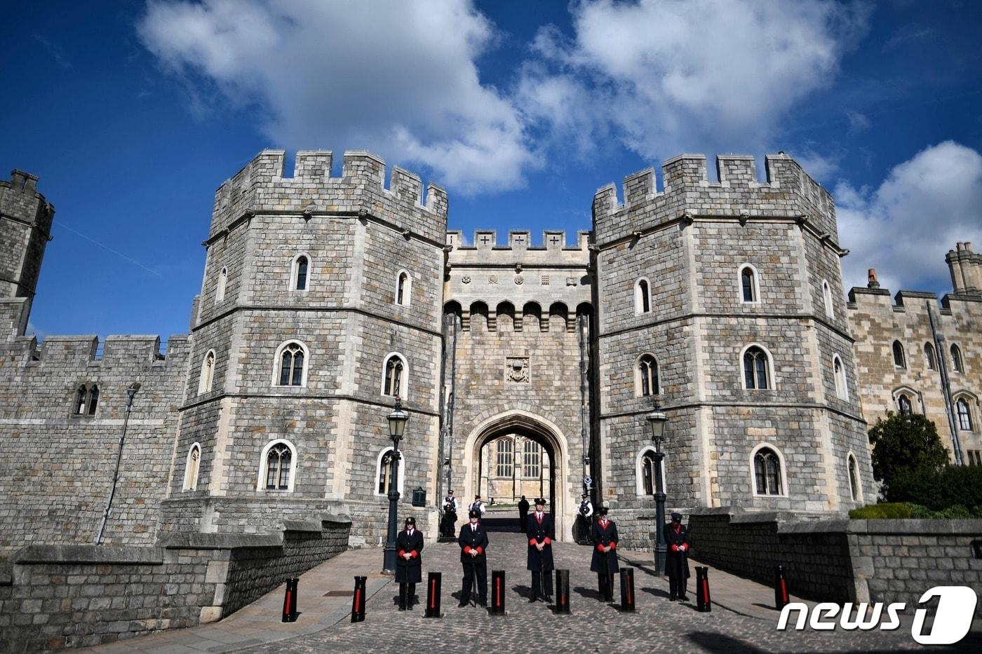 엘리자베스 2세 영국 여왕의 장례식 전날인 18일(현지시간) 윈저성의 모습. 22.09.18 ⓒ AFP=뉴스1 ⓒ News1 김예슬 기자