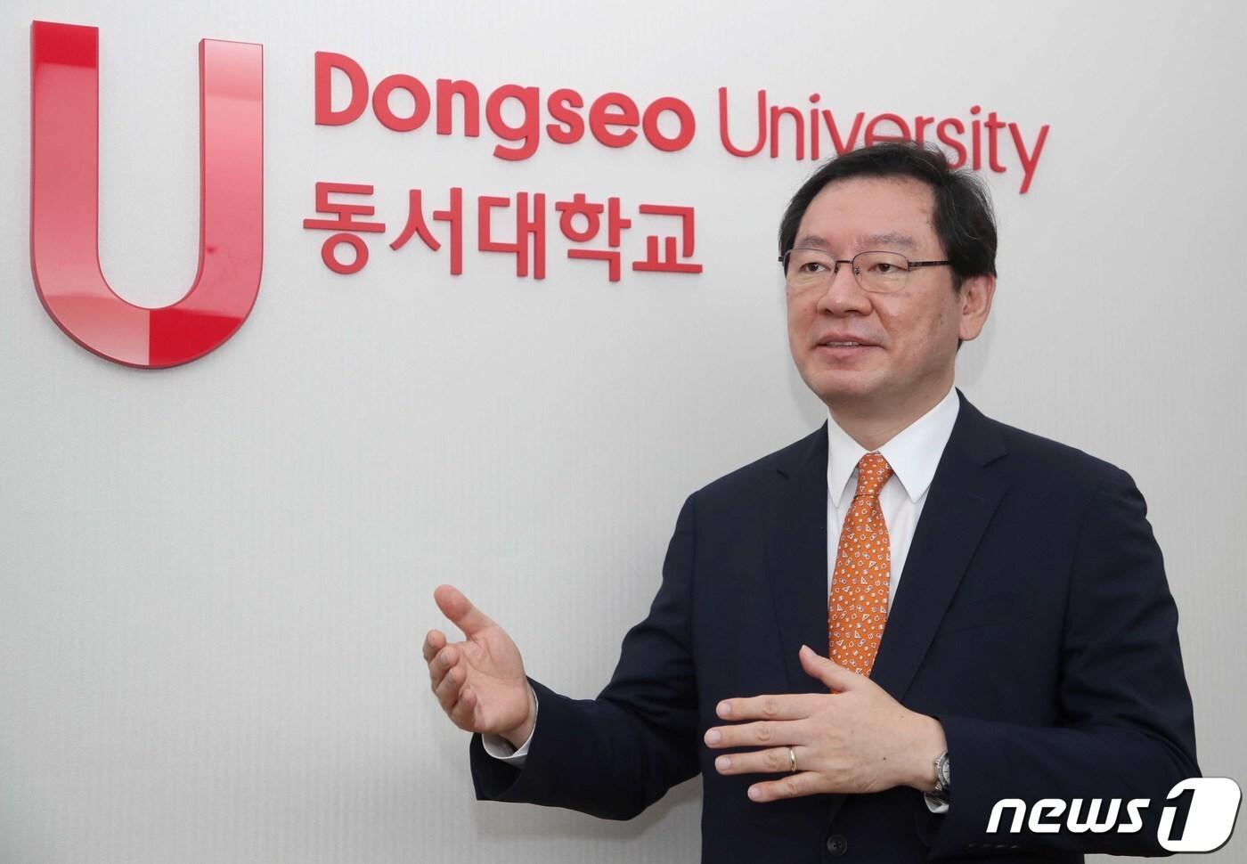 장제국 동서대 총장이 2일 부산 사상구 동서대에서 뉴스1과 인터뷰를 하고 있다. 2022.9.2/뉴스1 ⓒ News1 김영훈 기자