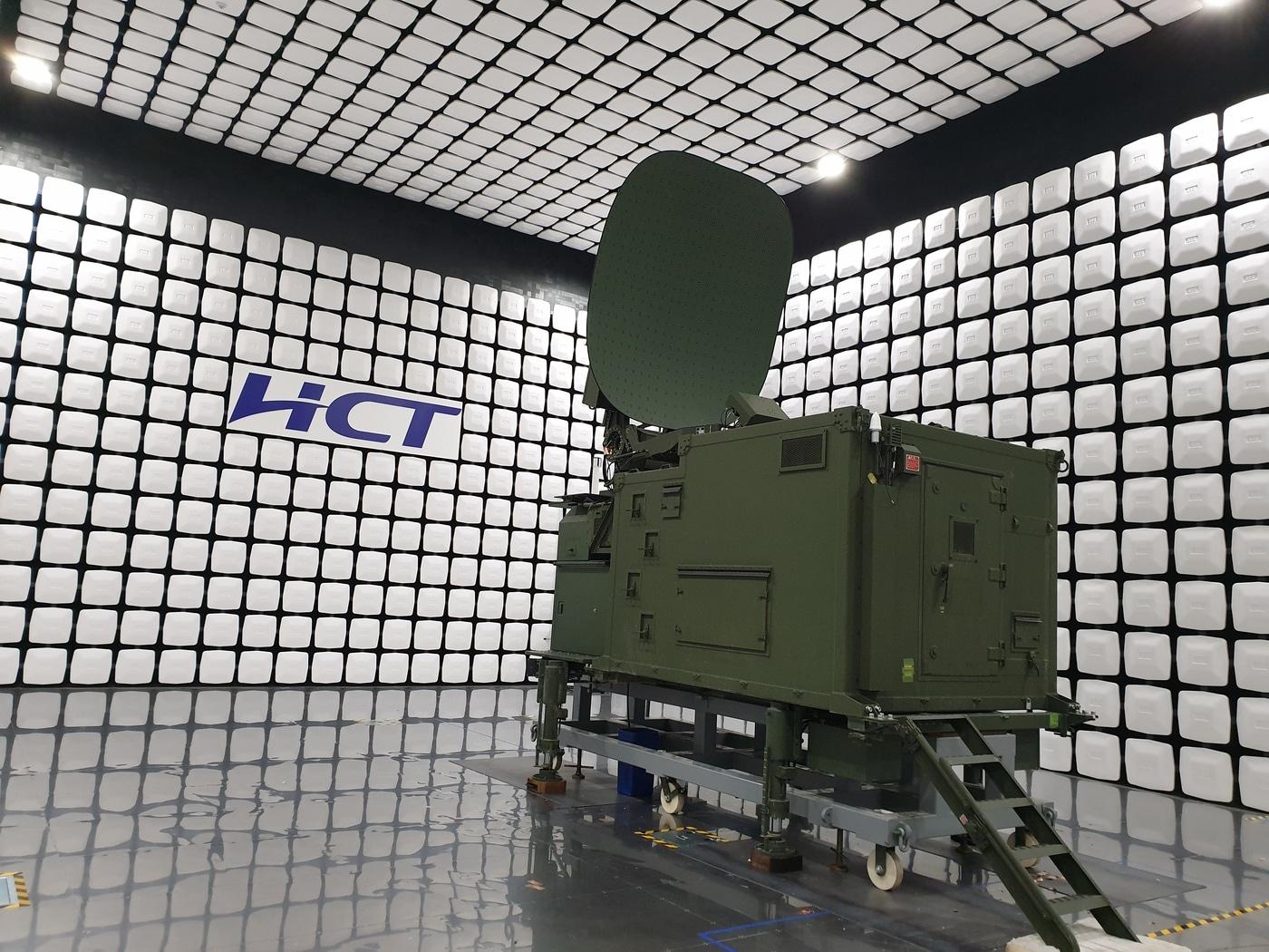 본문 이미지 - 에이치시티의 방산분야 EMC 인증시험 모습.(에이치시티 제공)