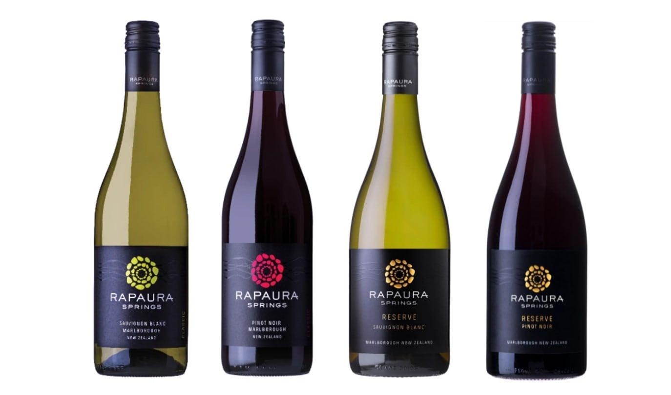 본문 이미지 - 왼쪽부터 라파우라 스프링스 소비뇽블랑, 피노누아, 라파우라 스프링스 리저브 소비뇽블랑, 피노누아, 금양인터내셔날 제공 