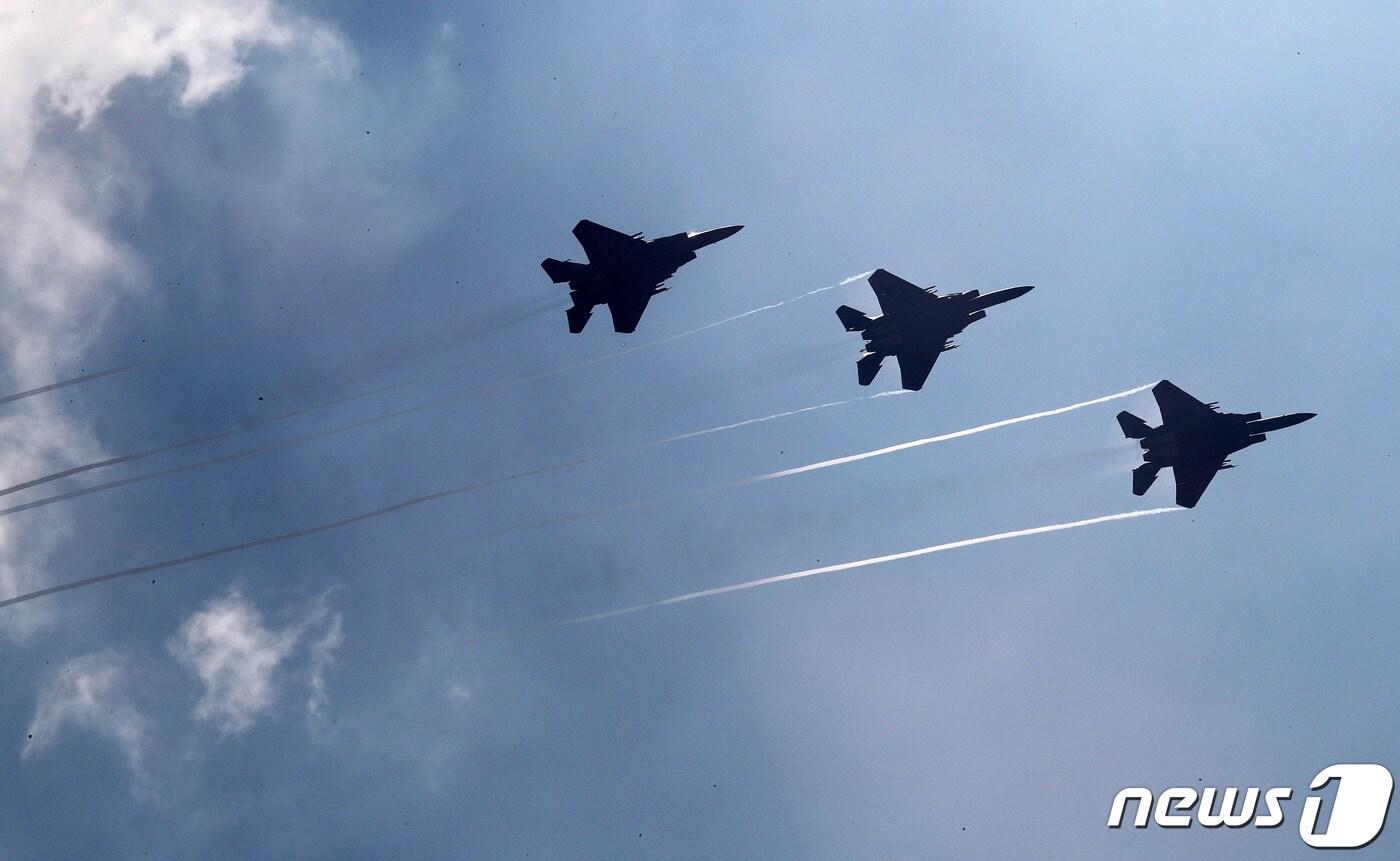본문 이미지 -  공군 F-15K 전투기. 2022.10.1/뉴스1 ⓒ News1 박세연 기자