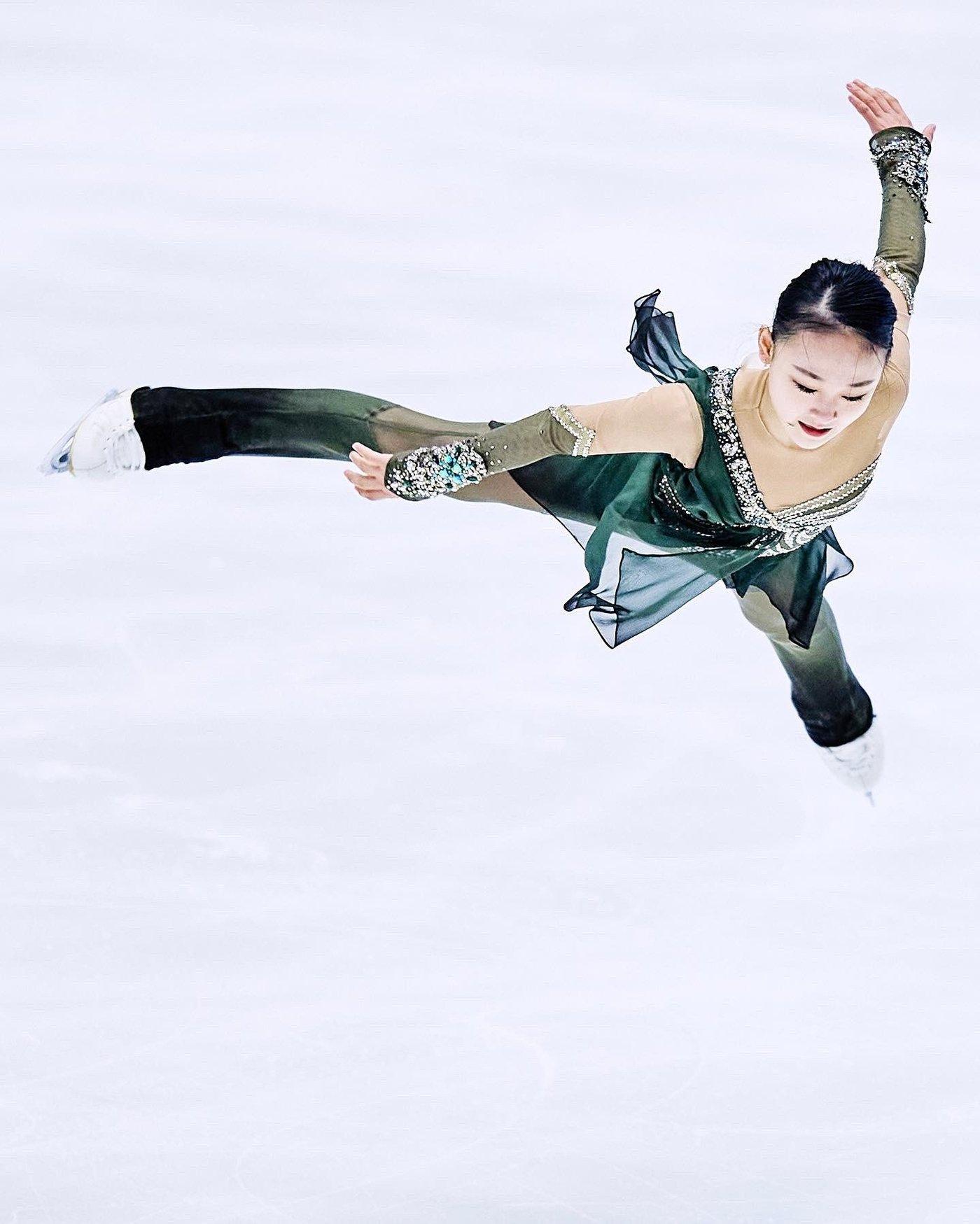 본문 이미지 - 피겨스케이팅의 김채연.(ISU 트위터 캡처)