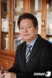 본문 이미지 - 진창수 세종연구소 일본연구센터장.