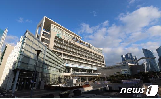 본문 이미지 - 부산 아르피나 전경(부산도시공사 제공)