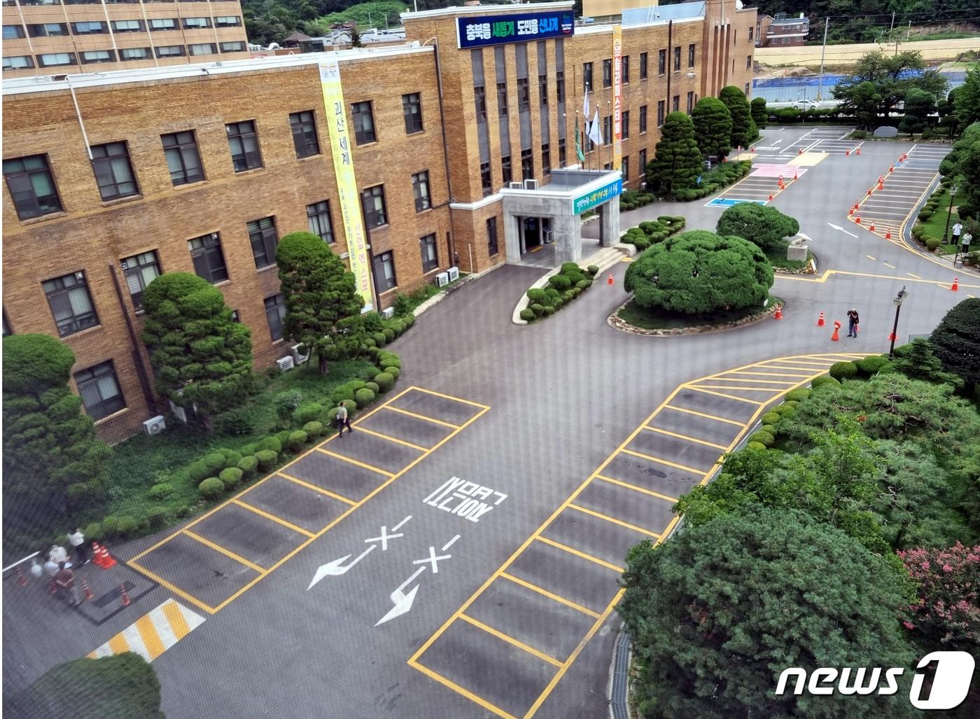 본문 이미지 - 차 없는 충북도청 ⓒ News1 김용빈 기자