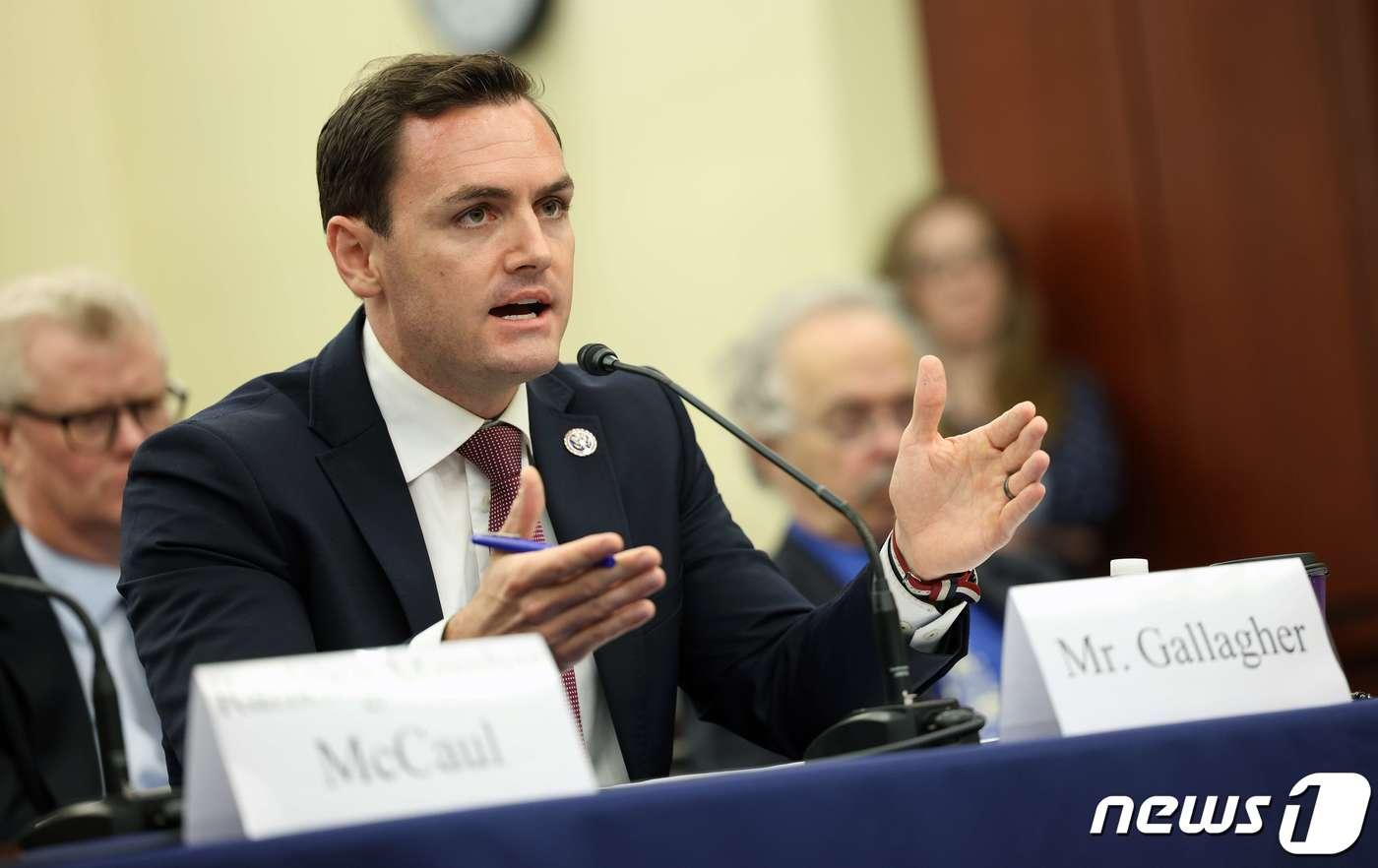 본문 이미지 - 미국 하원 대중국 특별위원회 위원장으로 지명된 마이크 갤러거 공화당 의원(위스콘신) 2021.06.29 ⓒ AFP=뉴스1 ⓒ News1 정윤미 기자