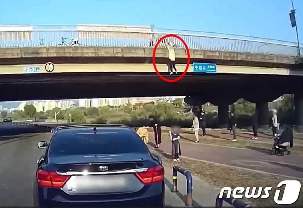 본문 이미지 - (유튜브 '한문철 TV' 갈무리)