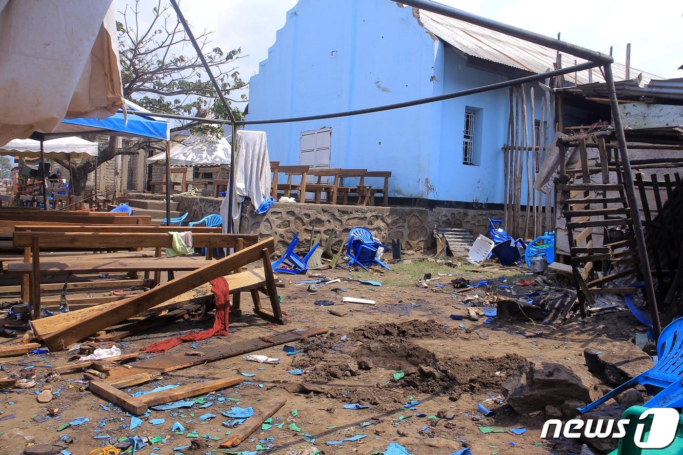 콩고민주공화국 카신디 소재 에글리스 CEPAC 교회에서 이슬람국가&#40;IS&#41; 자살폭탄 테러가 벌어진 현장. &lt;자료 사진&gt; ⓒ 로이터=뉴스1 ⓒ News1 권진영 기자