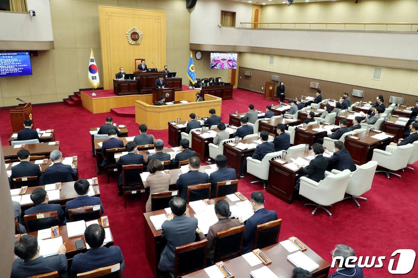본문 이미지 - 충북도의회 406회 임시회 2차 본회의