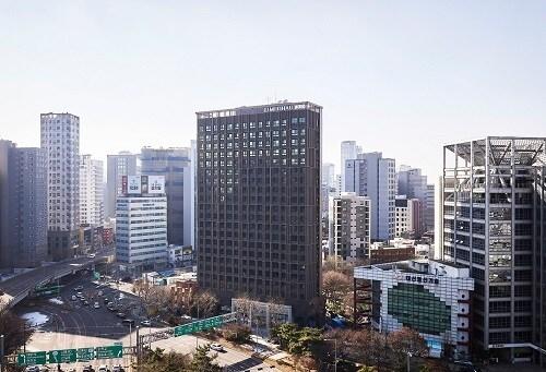 본문 이미지 - ‘여의도 리미티오148’ 전경(반도건설 제공)