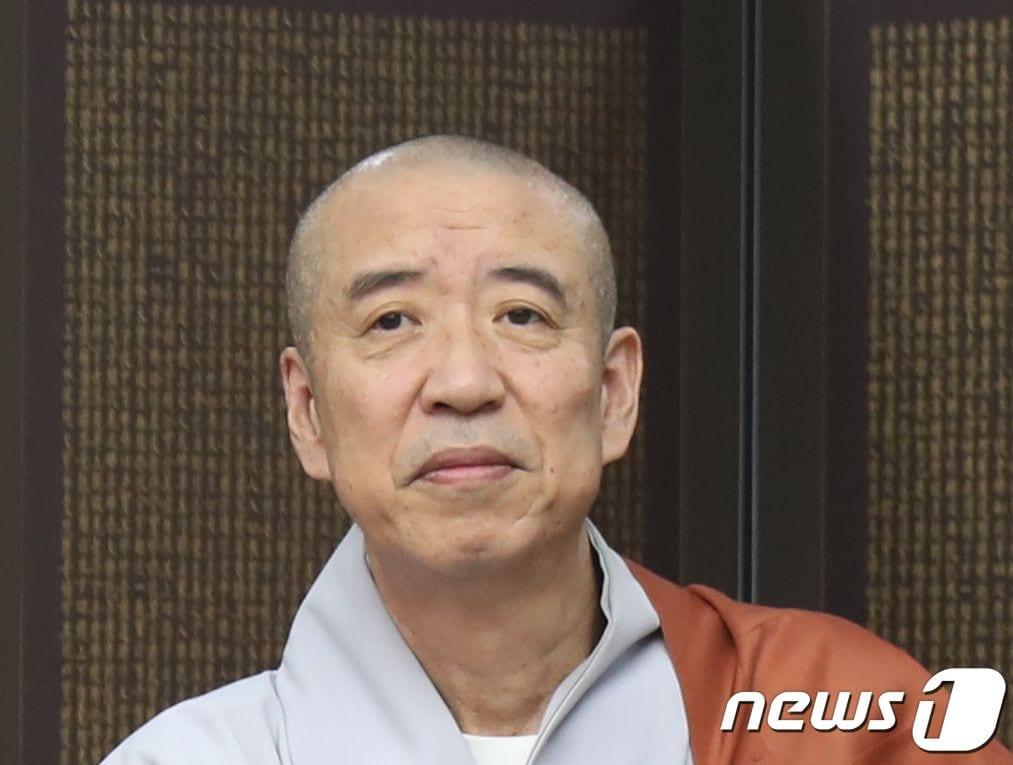 본문 이미지 - 해인사 주지 현응스님