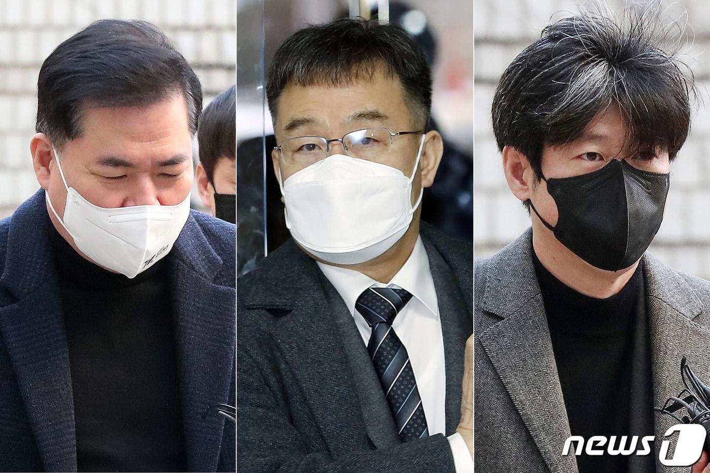 유동규 전 성남도시개발공사 기획본부장&#40;왼쪽부터&#41;과 화천대유자산관리 대주주 김만배 씨, 남욱 변호사가 27일 오전 서울 서초구 서울중앙지법에서 열린 대장동 개발 사업 로비·특혜 의혹 관련 1심 속행 공판에 출석하고 있다. 2023.1.27/뉴스1 ⓒ News1 민경석 기자