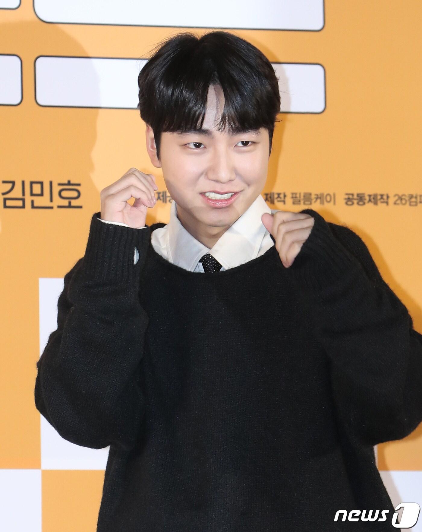 본문 이미지 - 배우 성유빈이 30일 서울 용산구 CGV 용산아이파크몰에서 열린 영화 '카운트' 제작보고회에서 포즈를 취하고 있다. '카운트'는 금메달리스트 출신, 한번 물면 절대 놓지 않는 마이웨이 선생 시헌(진선규 분)이 오합지졸 '핵아싸'(아웃사이더) 제자들을 만나 세상을 향해 유쾌한 한 방을 날리는 이야기를 그린 작품이다. 2023.1.30/뉴스1 ⓒ News1 권현진 기자