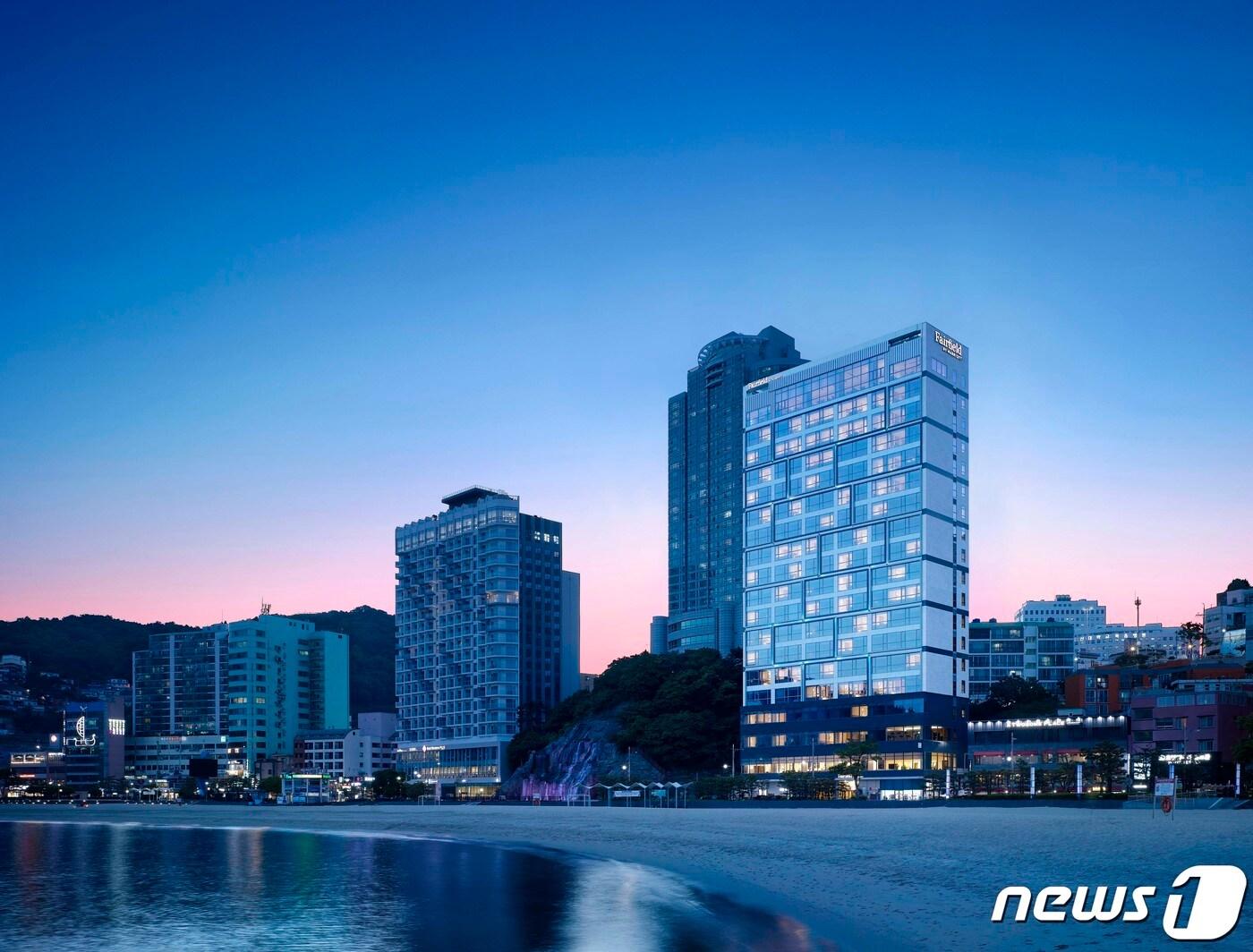 본문 이미지 - 페어필드 메리어트 송도비치 호텔 제공