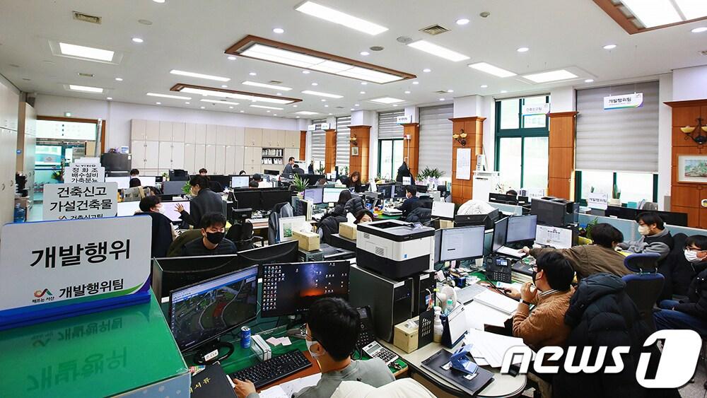 본문 이미지 - 원스톱허가과 모습. (서산시 제공) /뉴스1