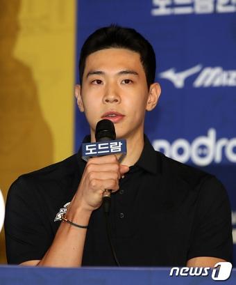 본문 이미지 - 현대캐피탈로 이적한 세터 황승빈. /뉴스1 ⓒ News1 이승배 기자