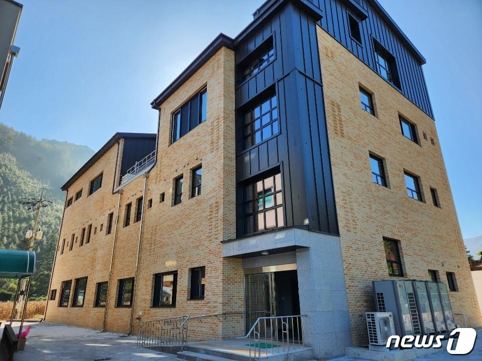 본문 이미지 - 청소년 감호시설인 제천 로뎀청소년학교에서 수용중인 학생 2명이 탈주사건이 발생한 사실이 뒤늦게 드러났다 