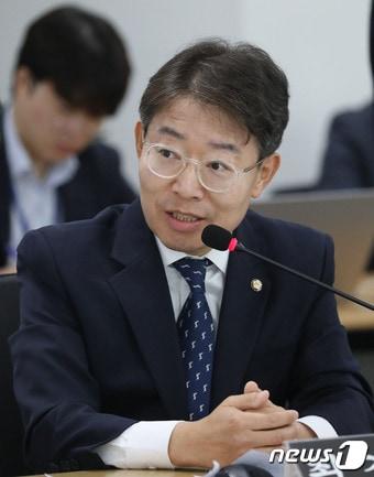 본문 이미지 - 최기상 더불어민주당 의원. ⓒ News1 김영운 기자