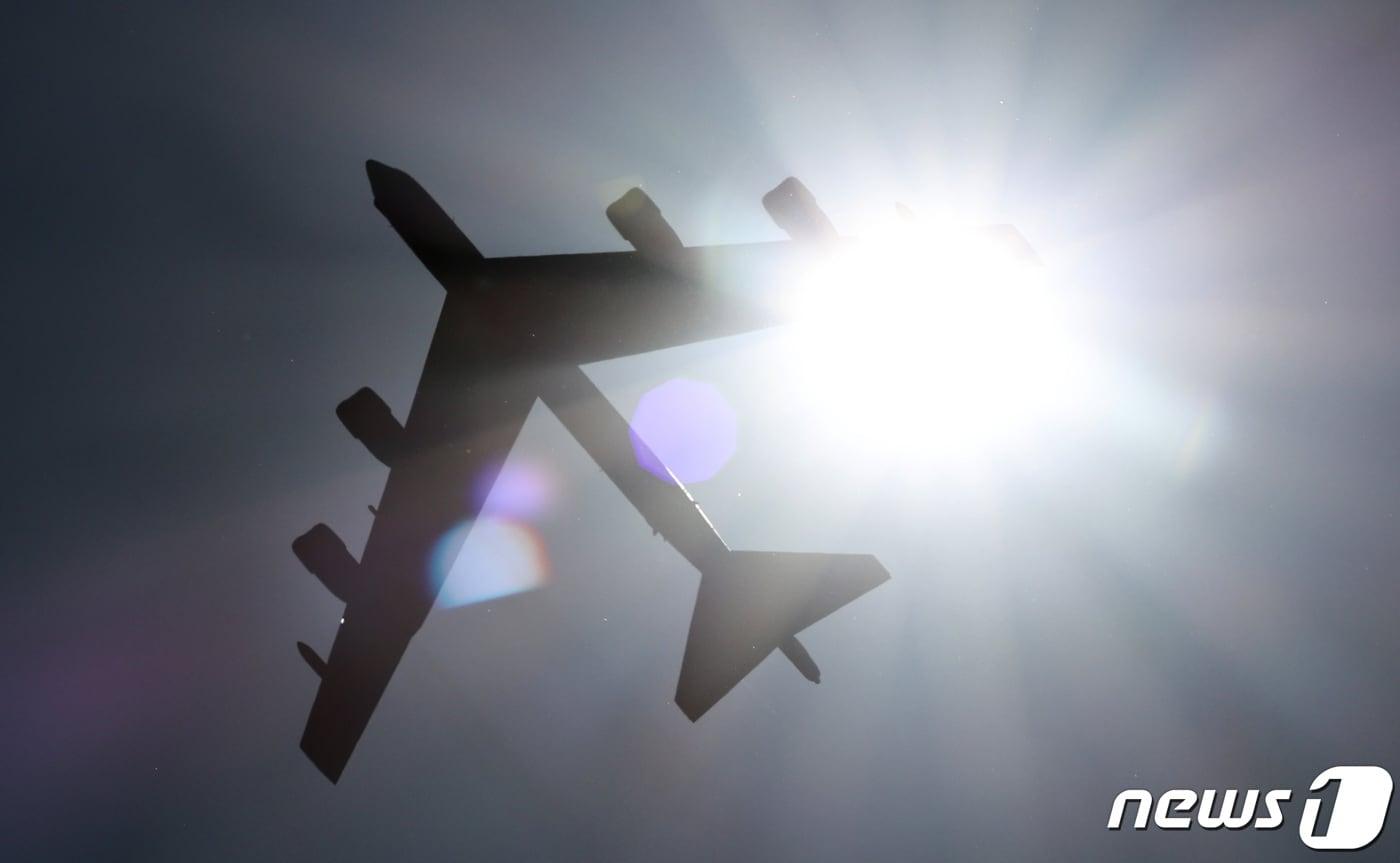 본문 이미지 - 미군 전략폭격기 B-52. 기사내용과 무관한 자료사진. 2023.10.17 ⓒ 뉴스1 구윤성 기자