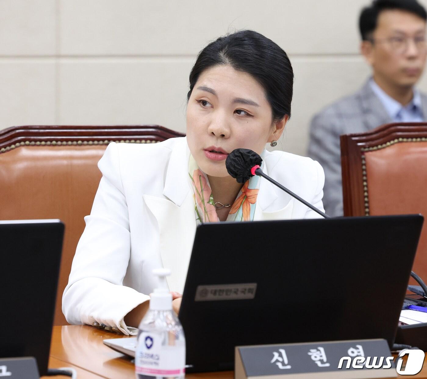 본문 이미지 - 신현영 더불어민주당 의원. 2023.10.20/뉴스1 ⓒ News1 송원영 기자