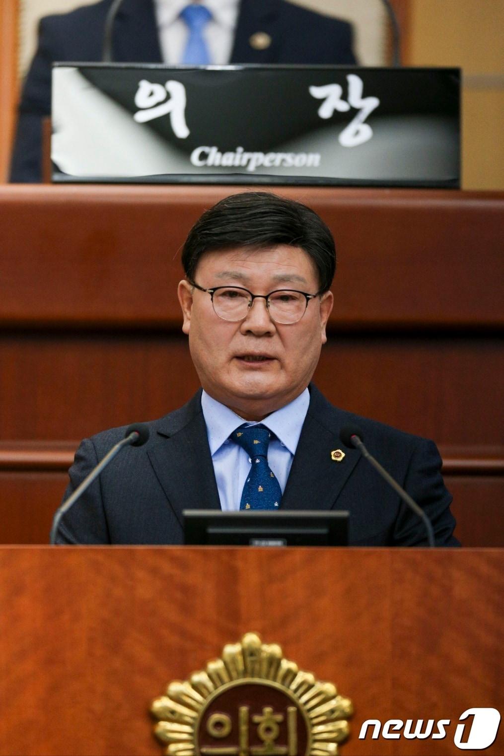 본문 이미지 - 20일 문승우 전북도의원이 임시회 본회의에서 도정질의를 하고 있다.(전북도의회제공)2023.10.20/뉴스1