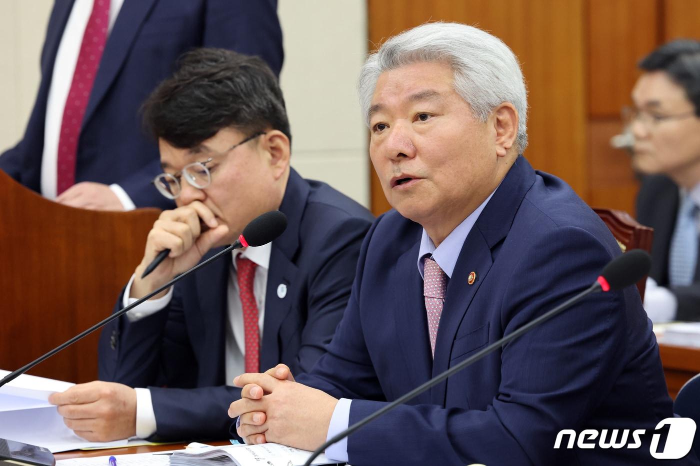 본문 이미지 - 김홍일 국민권익위원장이 26일 서울 여의도 국회에서 열린 정무위원회의 국가보훈부 등에 대한 종합국정감사에서 의원 질의에 답변하고 있다. 2023.10.26/뉴스1 ⓒ News1 황기선 기자