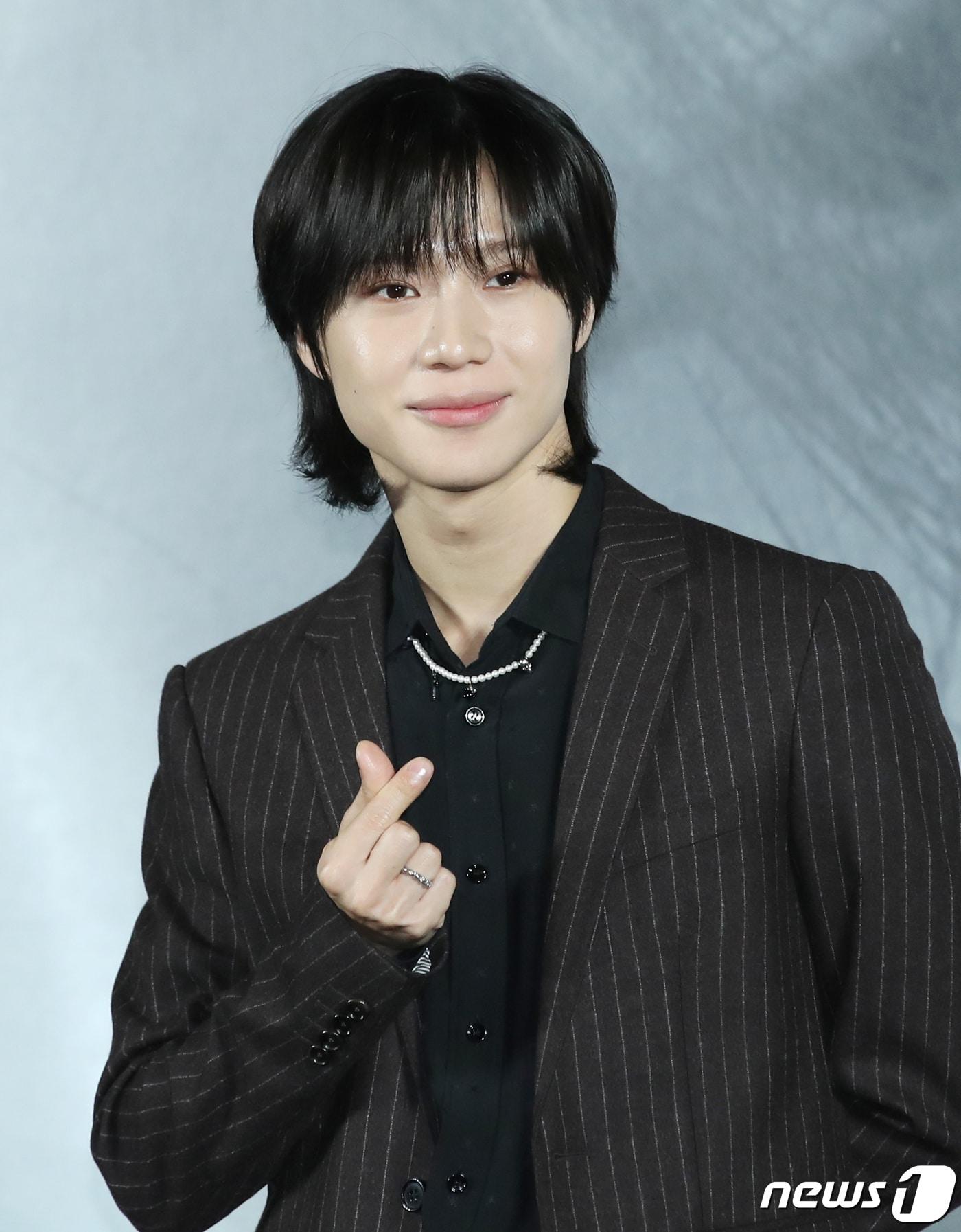 본문 이미지 - 그룹 샤이니(SHINee) 태민이 30일 오후 서울 성동구 메가박스 성수에서 가진 미니 4집 ‘길티(Guilty)’ 발매 기념 기자간담회에서 포즈를 취하고 있다. 2023.10.30/뉴스1 ⓒ News1 권현진 기자