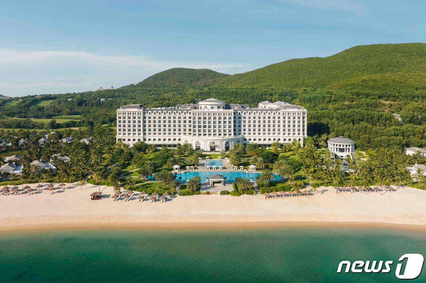 본문 이미지 - 나트랑 메리어트 리조트 & 스파 전경(메리어트 제공)