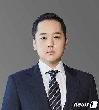 본문 이미지 - 박정원 두산그룹 회장의 장남 박상수씨.(두산 제공)