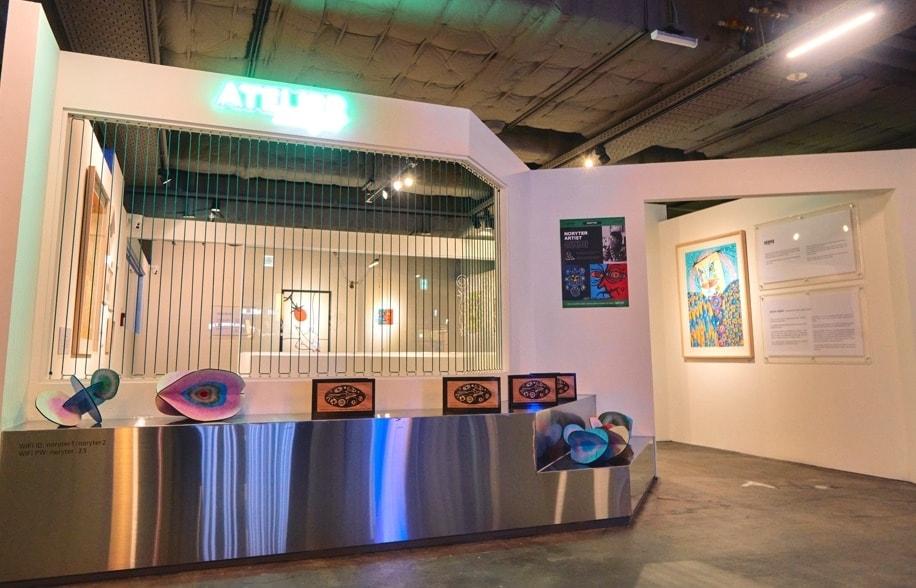 본문 이미지 - '눈물 한잔하실래요' 전시장(이민아 제공)