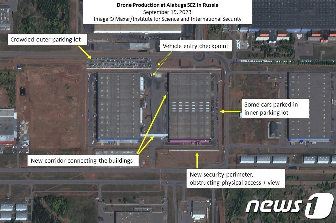 본문 이미지 - 13일(현지시간) 과학국제안보연구소 (ISIS·Institute for Science and International Security)는 위성이미를 분석한 결과를 공개해 러시아가 이란제 자폭 드론 생산 시설을 건설 중이라고 밝혔다. 2023.11.13/뉴스1(출처 : 과학국제안보연구소)