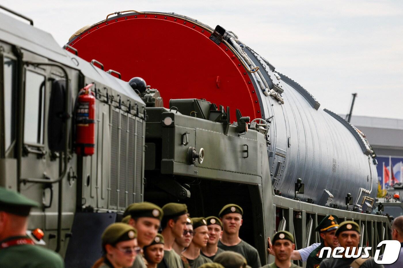 8월18일(현지시간) 러시아 모스크바에서 열린 국제 군사 기술 포럼에 전시된 극초음속 활공체(HGV) 아방가르드. 23.08.18 ⓒ 로이터=뉴스1 ⓒ News1 김예슬 기자