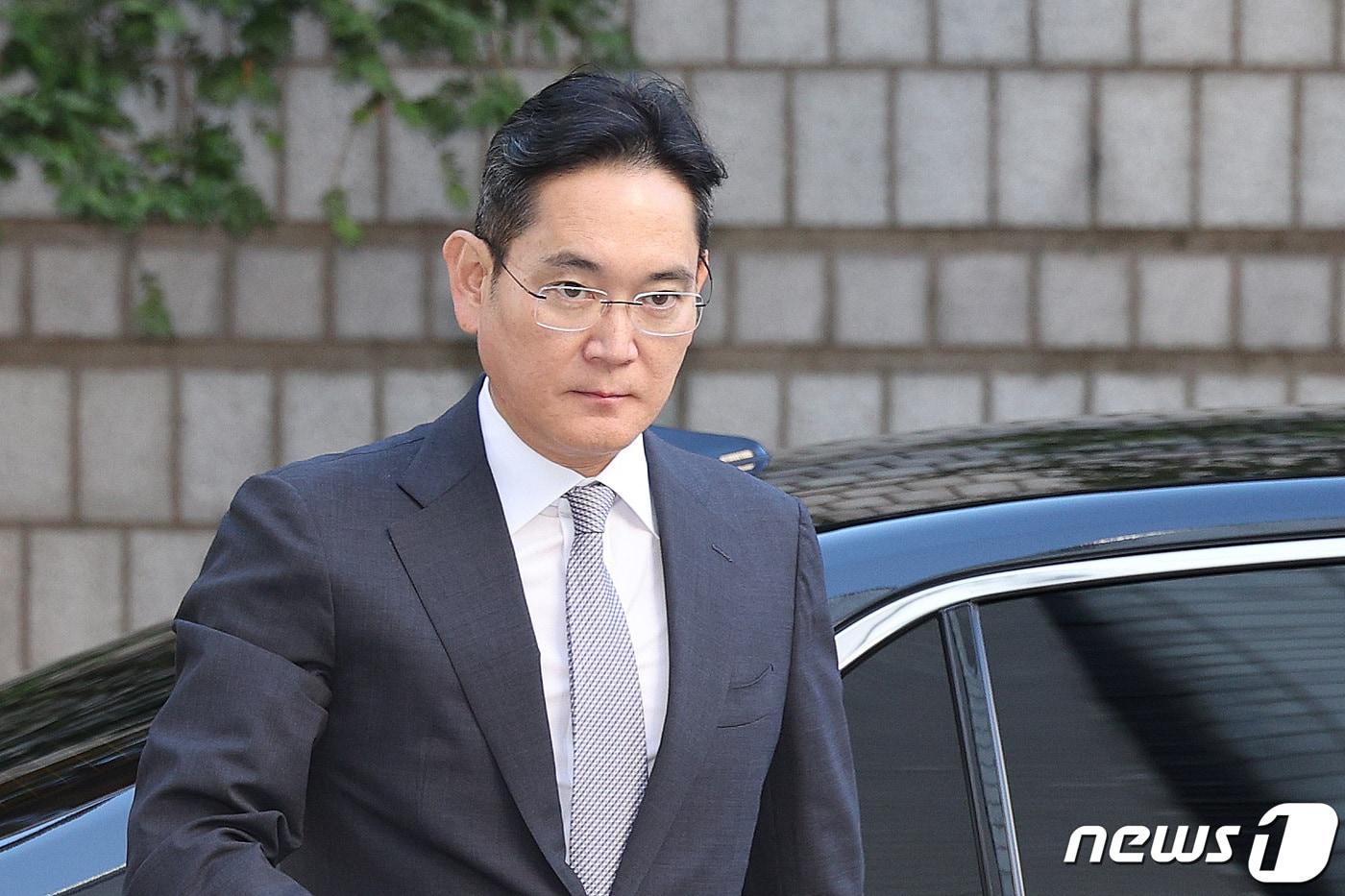 본문 이미지 - 이재용 삼성전자 회장 2023.11.17/뉴스1 ⓒ News1 신웅수 기자