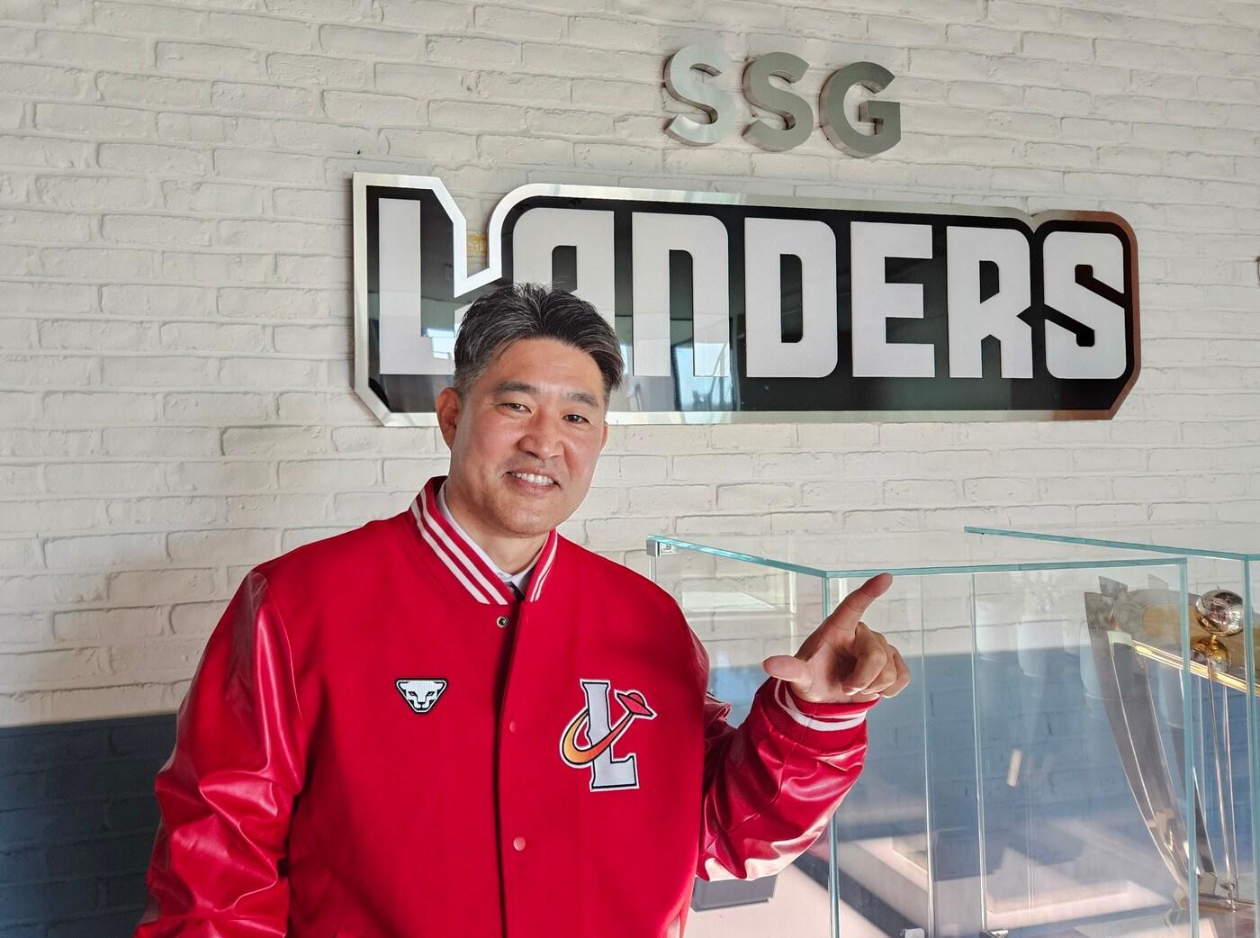 본문 이미지 - 이숭용 SSG 신임 감독.(SSG 랜더스 제공)