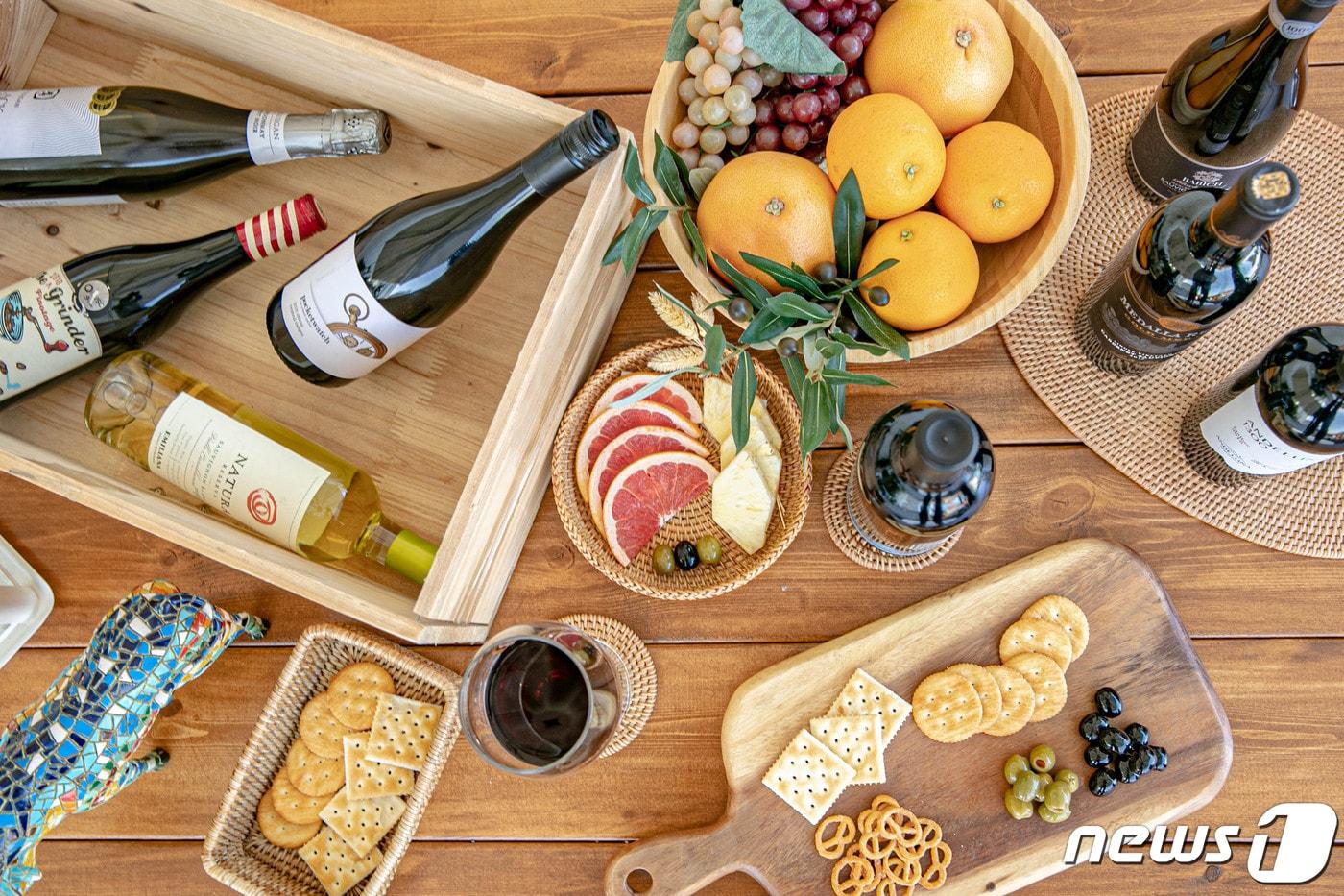 본문 이미지 - 소노펫 비발디파크 띵킹 독에서 '와인과 함께 떠나는 여행'이 열린다.(대명소노그룹 제공) ⓒ 뉴스1