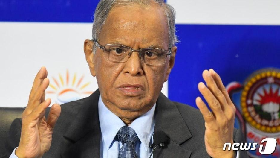 본문 이미지 - 무르디 인포시스 회장 - 회사 홈피 갈무리