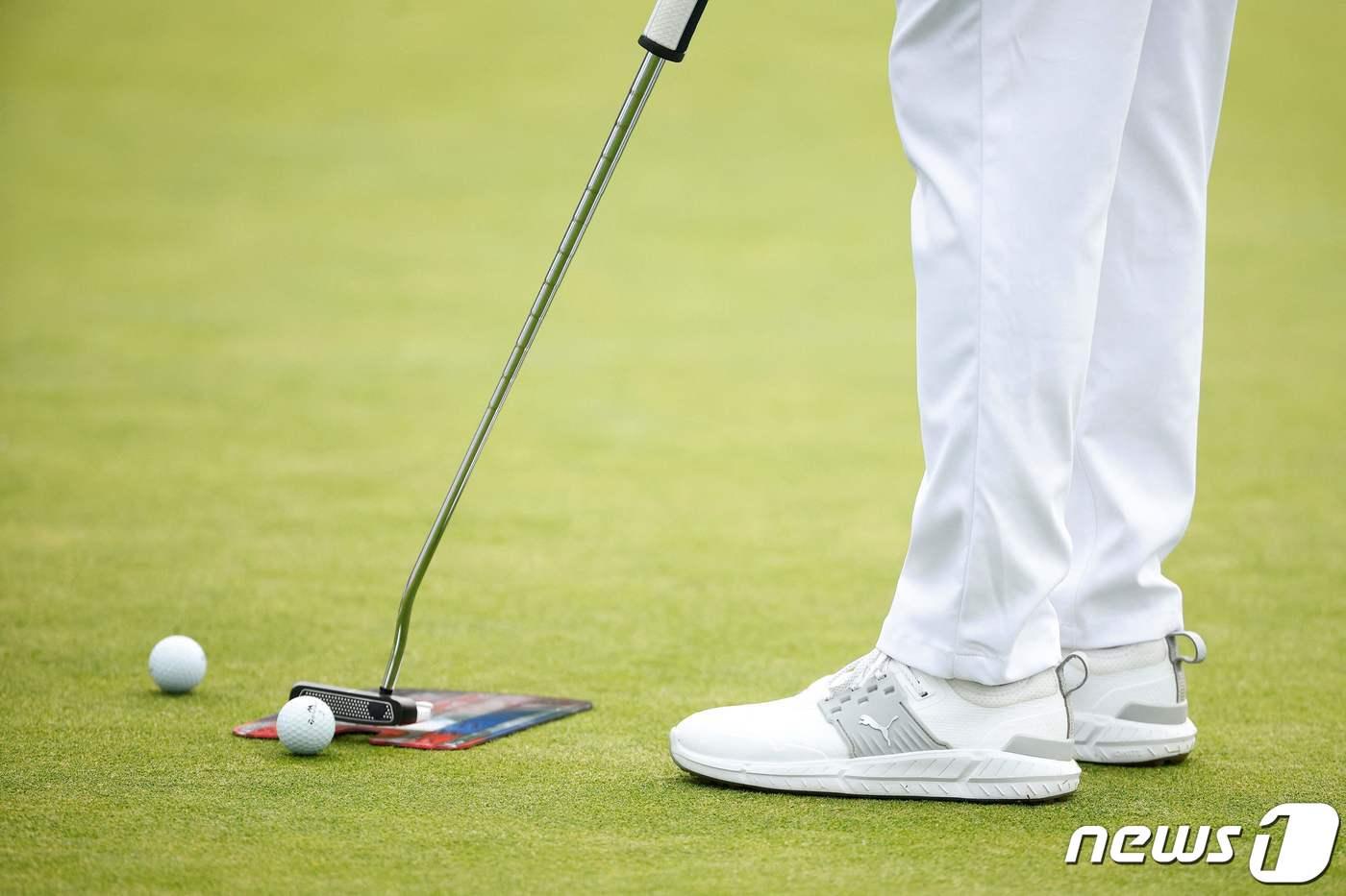 퍼팅 성공률을 높이기 위해서는 과가함 퍼팅이 필요하다. ⓒ AFP=뉴스1