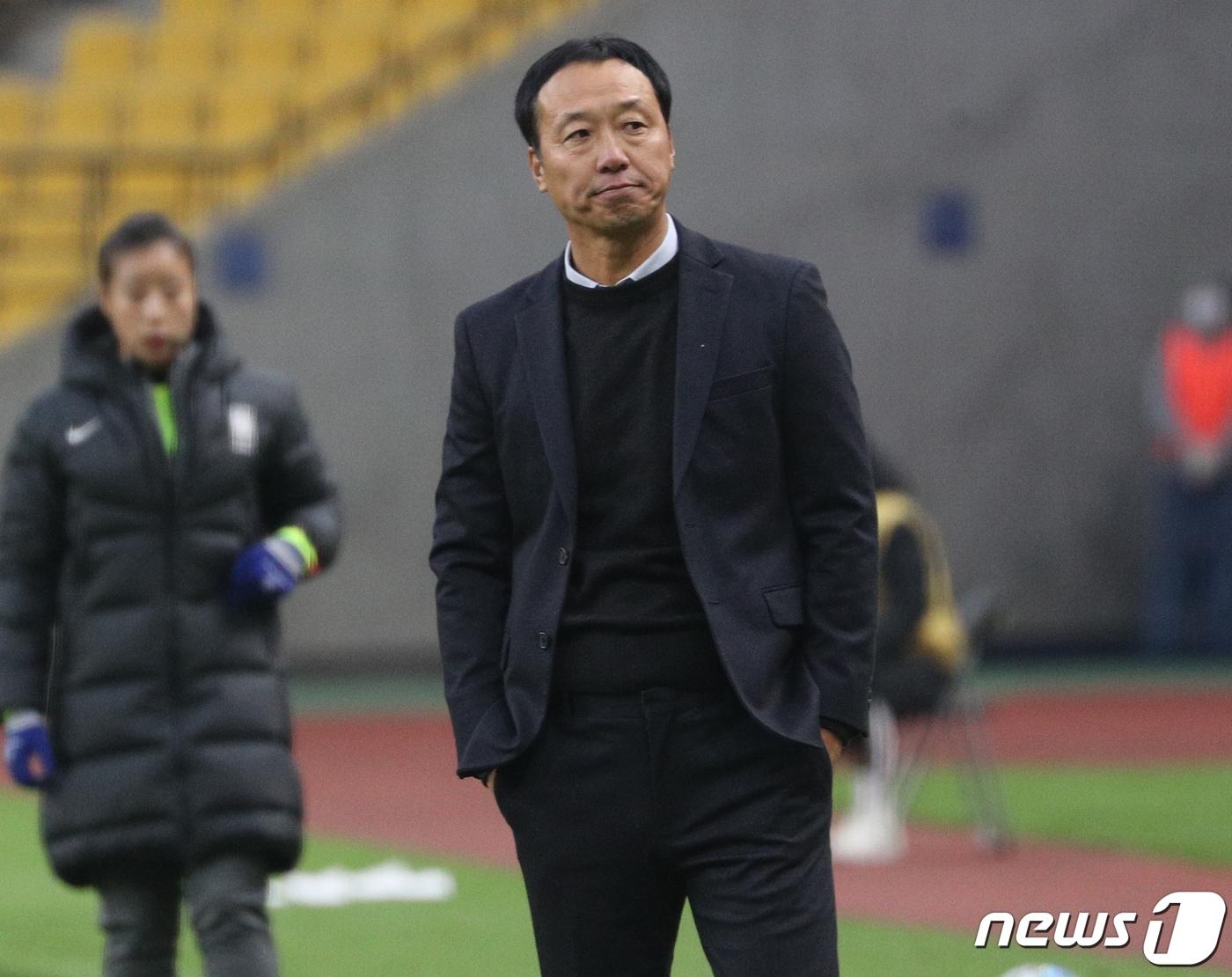 본문 이미지 - 박진섭 감독이 부산 아이파크 지휘봉을 내려 놓았다. 뉴스1 DB ⓒ News1 윤일지 기자